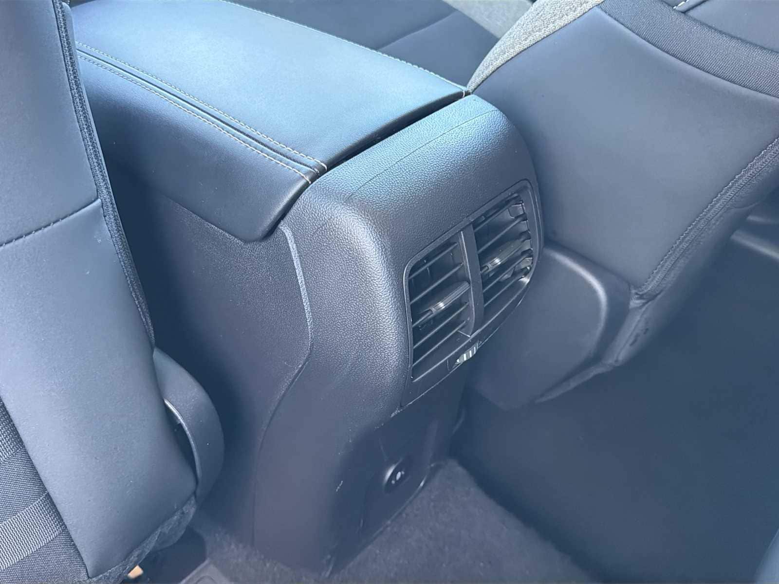 Thumbnail: 2025 Ford Bronco Sport - 21