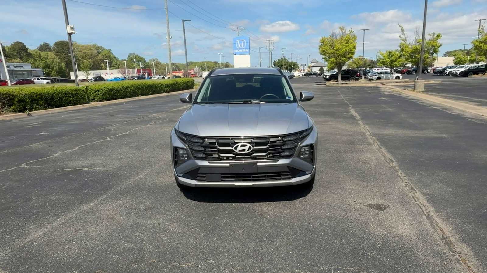 Thumbnail: 2025 Hyundai Tucson - 3