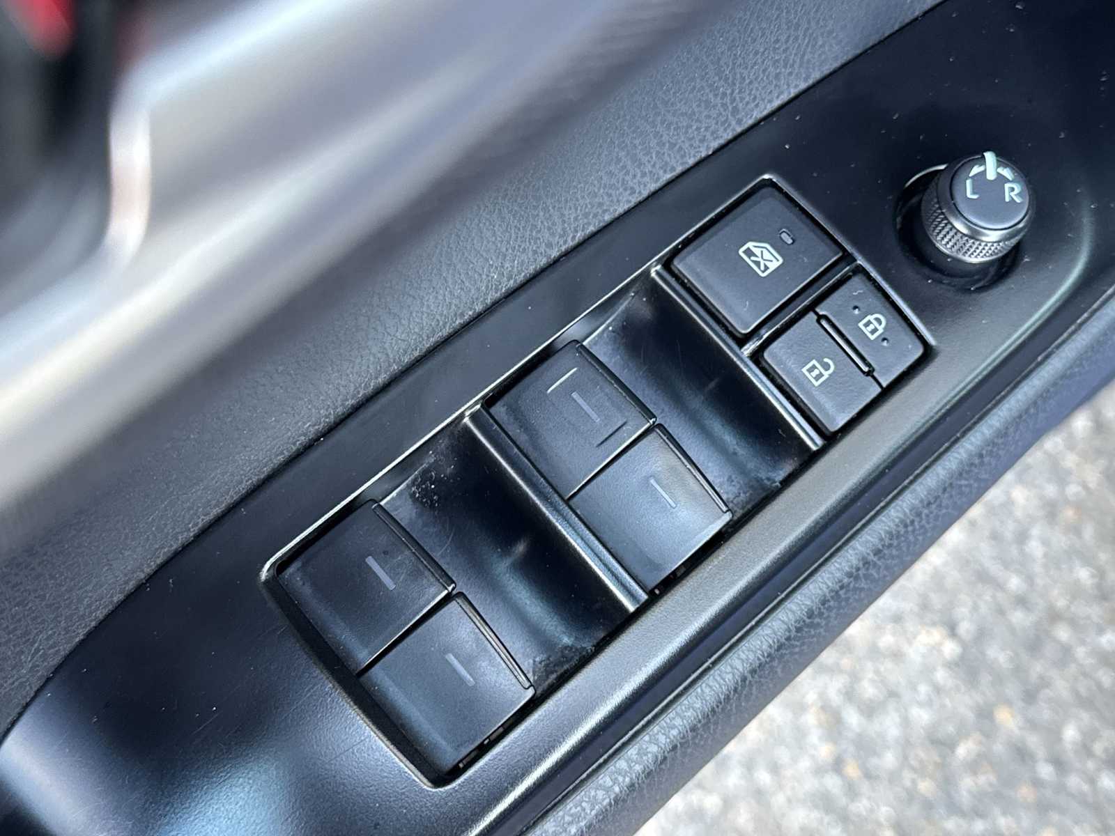 Thumbnail: 2025 Toyota Camry - 15