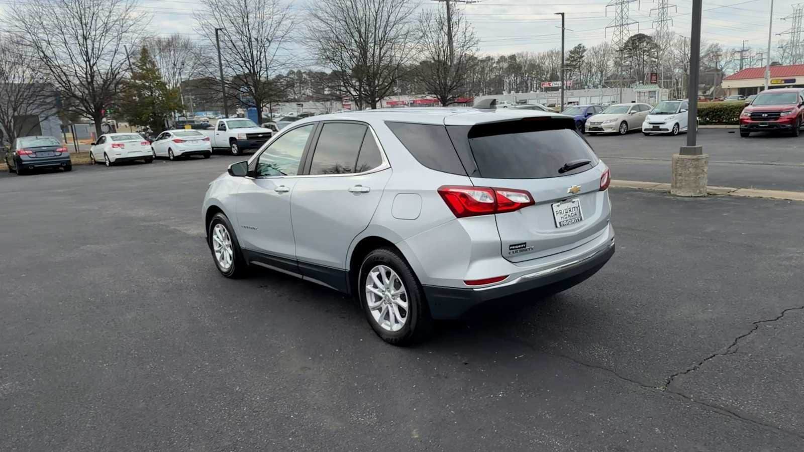 Thumbnail: 2021 Chevrolet Equinox - 6