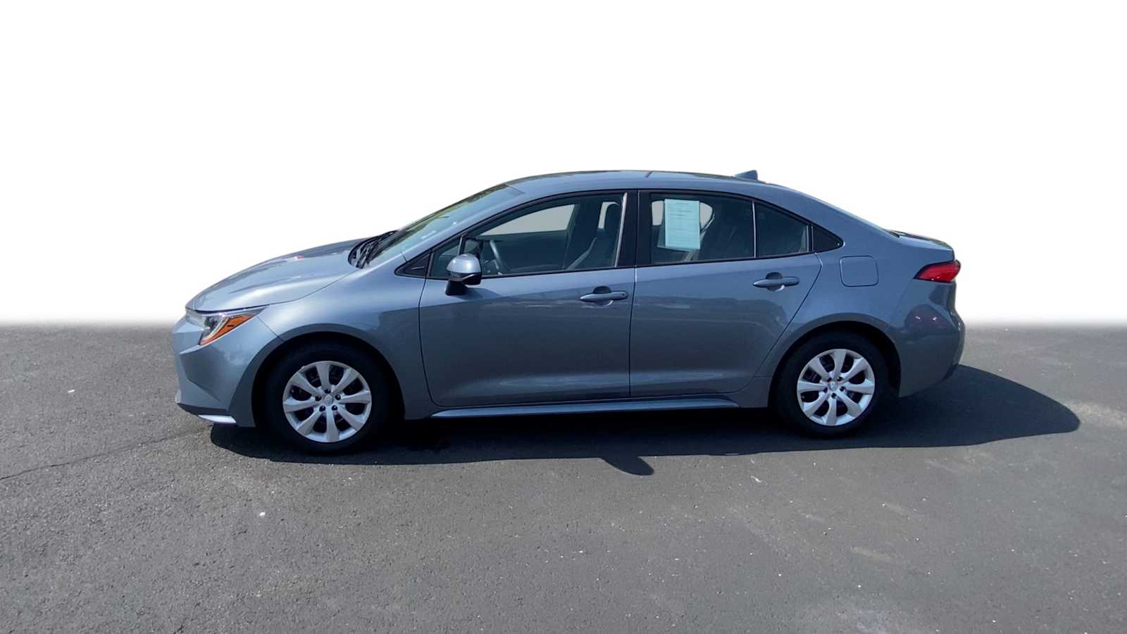 2022 Toyota Corolla LE 5