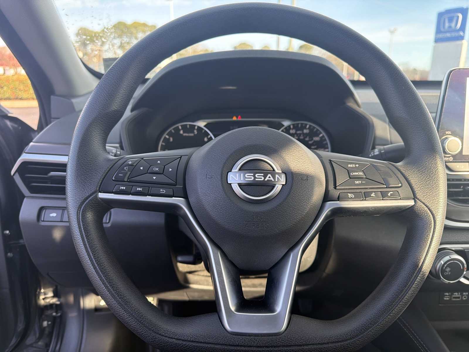 Thumbnail: 2023 Nissan Altima - 11