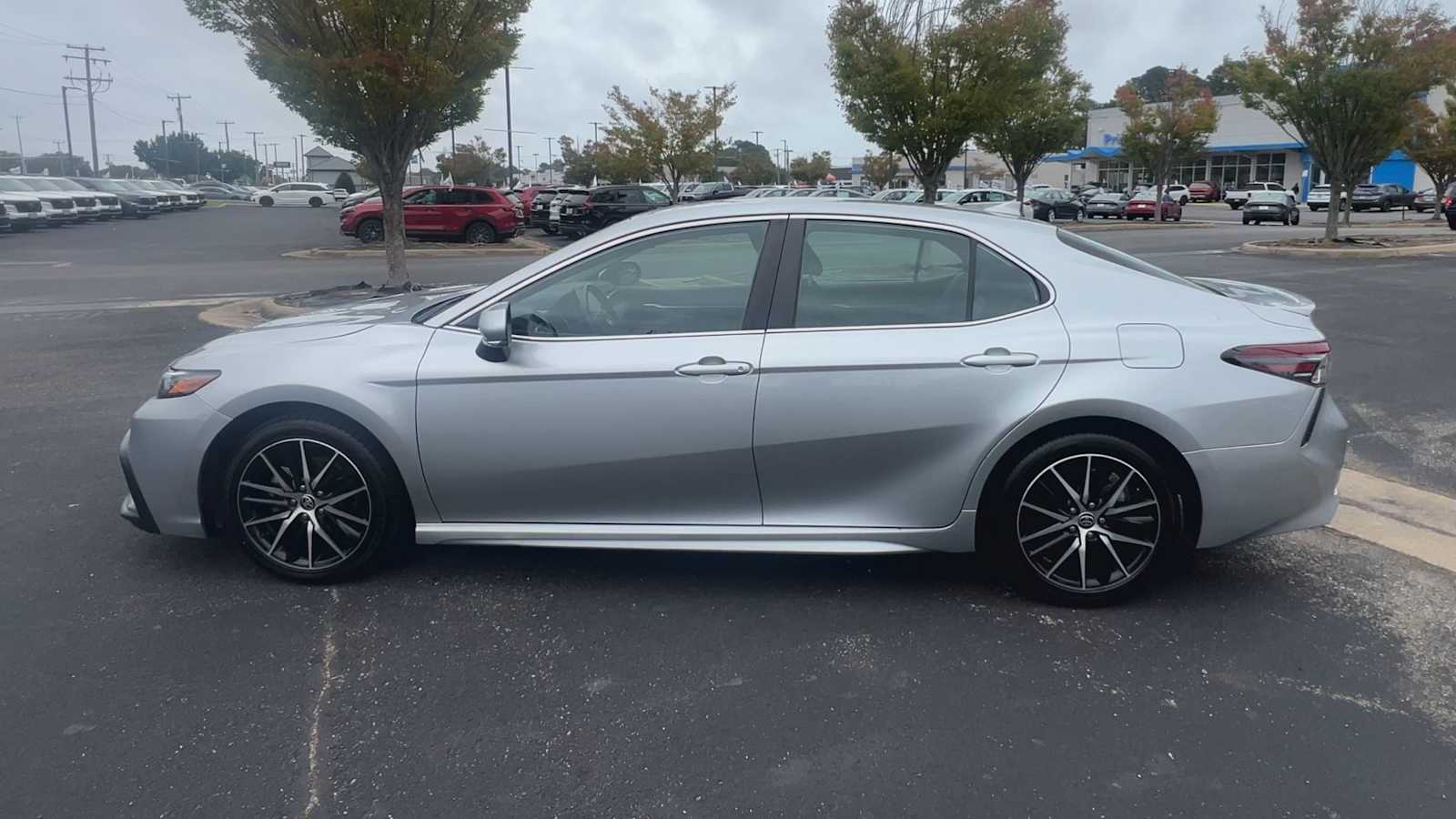 Thumbnail: 2023 Toyota Camry - 5