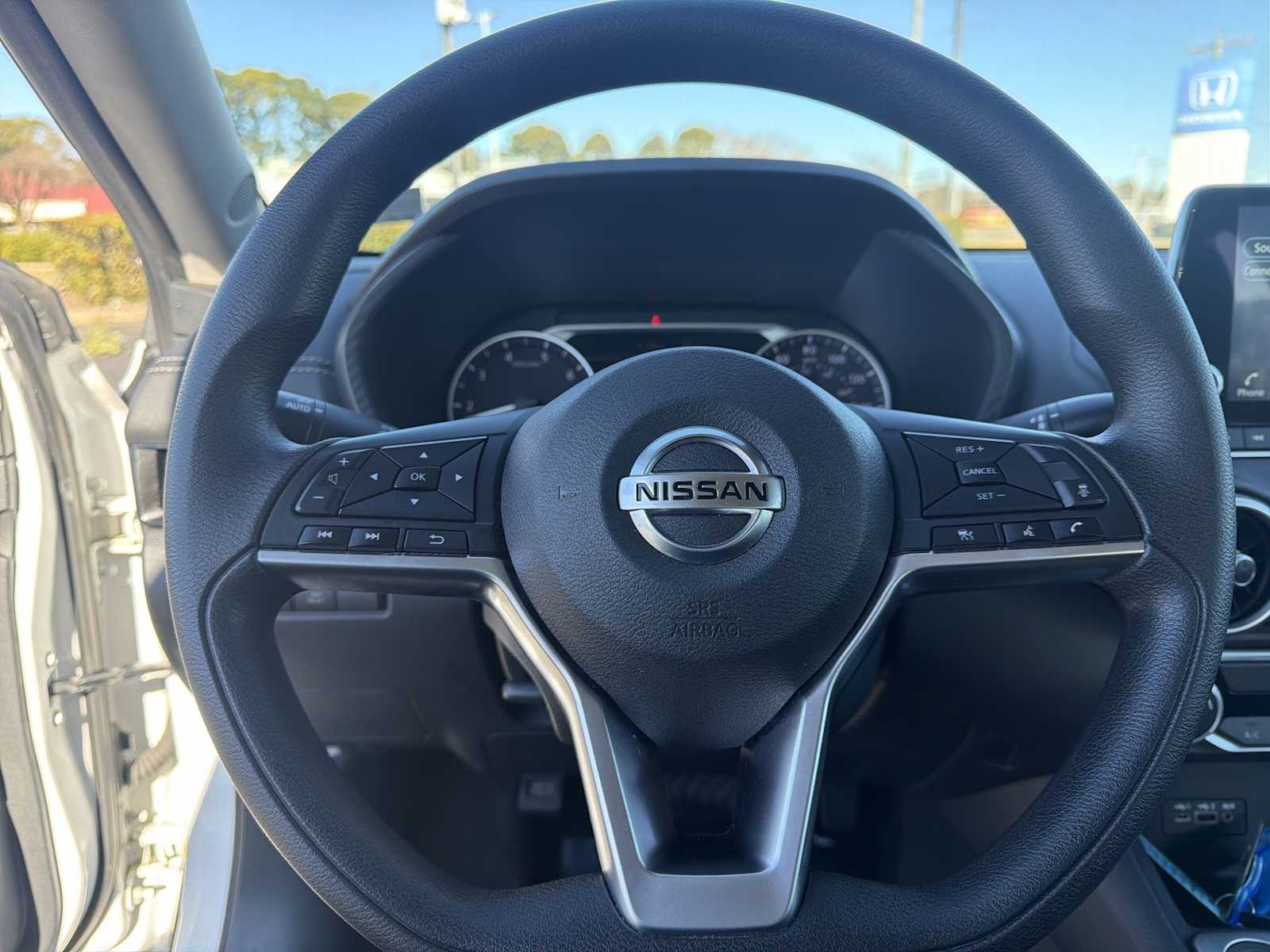 Thumbnail: 2023 Nissan Sentra - 11