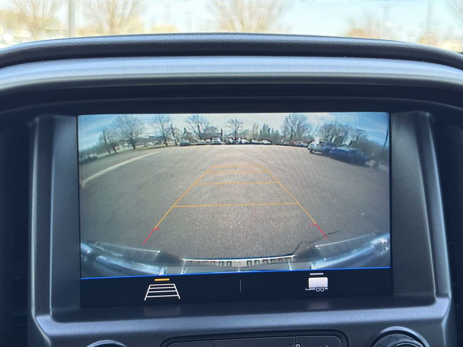 Thumbnail: 2022 GMC Canyon - 22