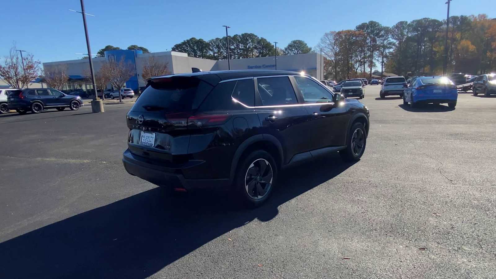 Thumbnail: 2025 Nissan Rogue - 8