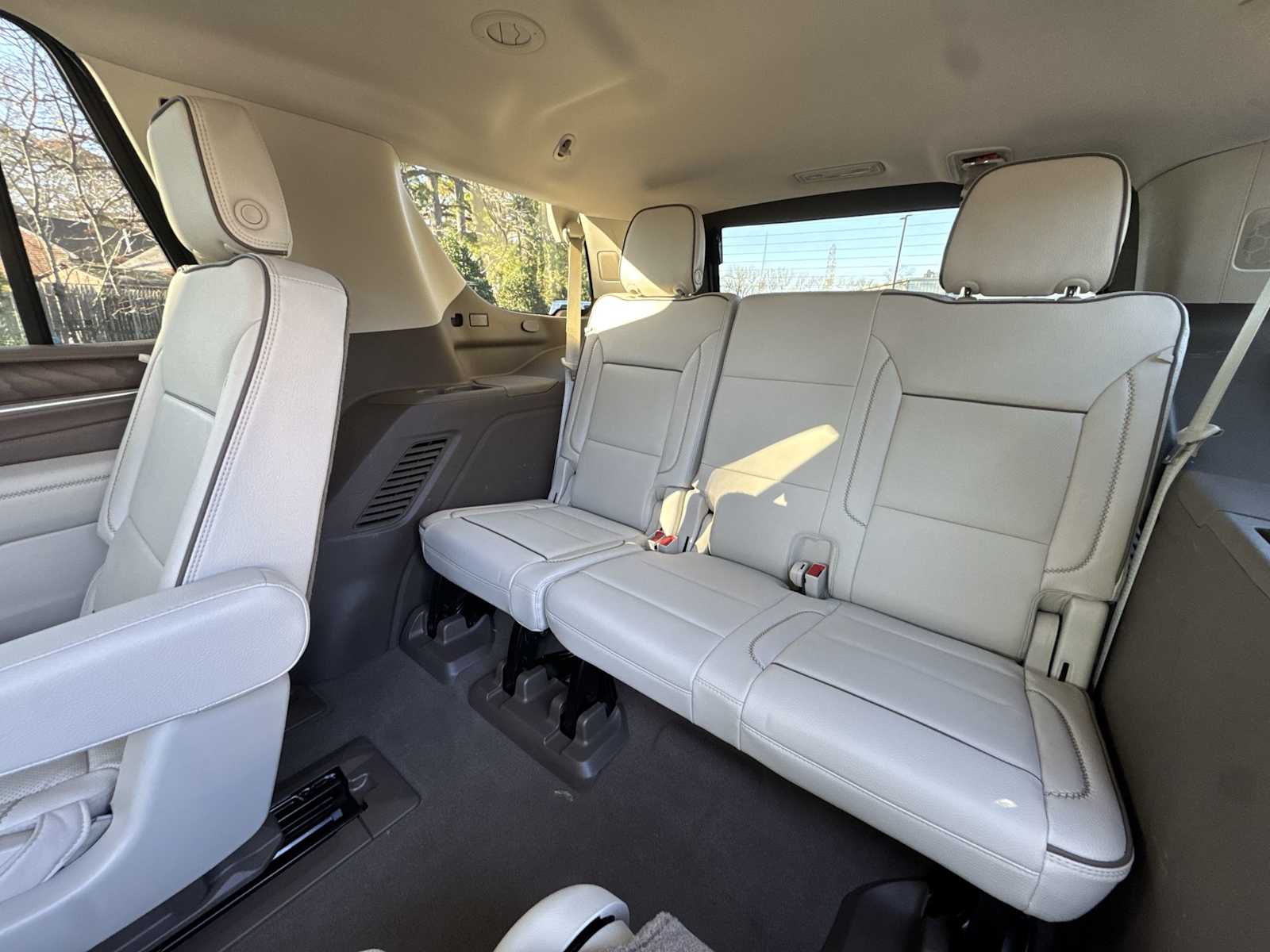 Thumbnail: 2021 GMC Yukon - 25