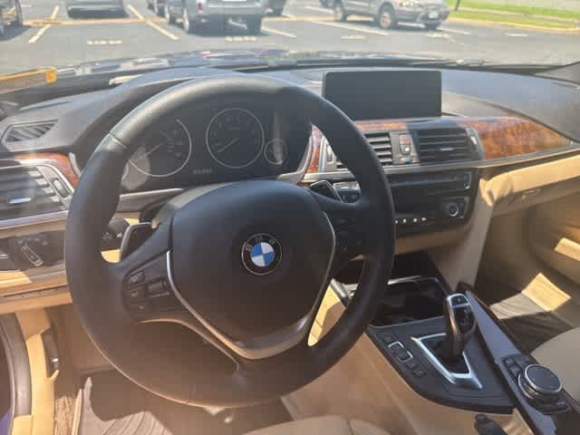Thumbnail: 2016 BMW 3 Series - 13