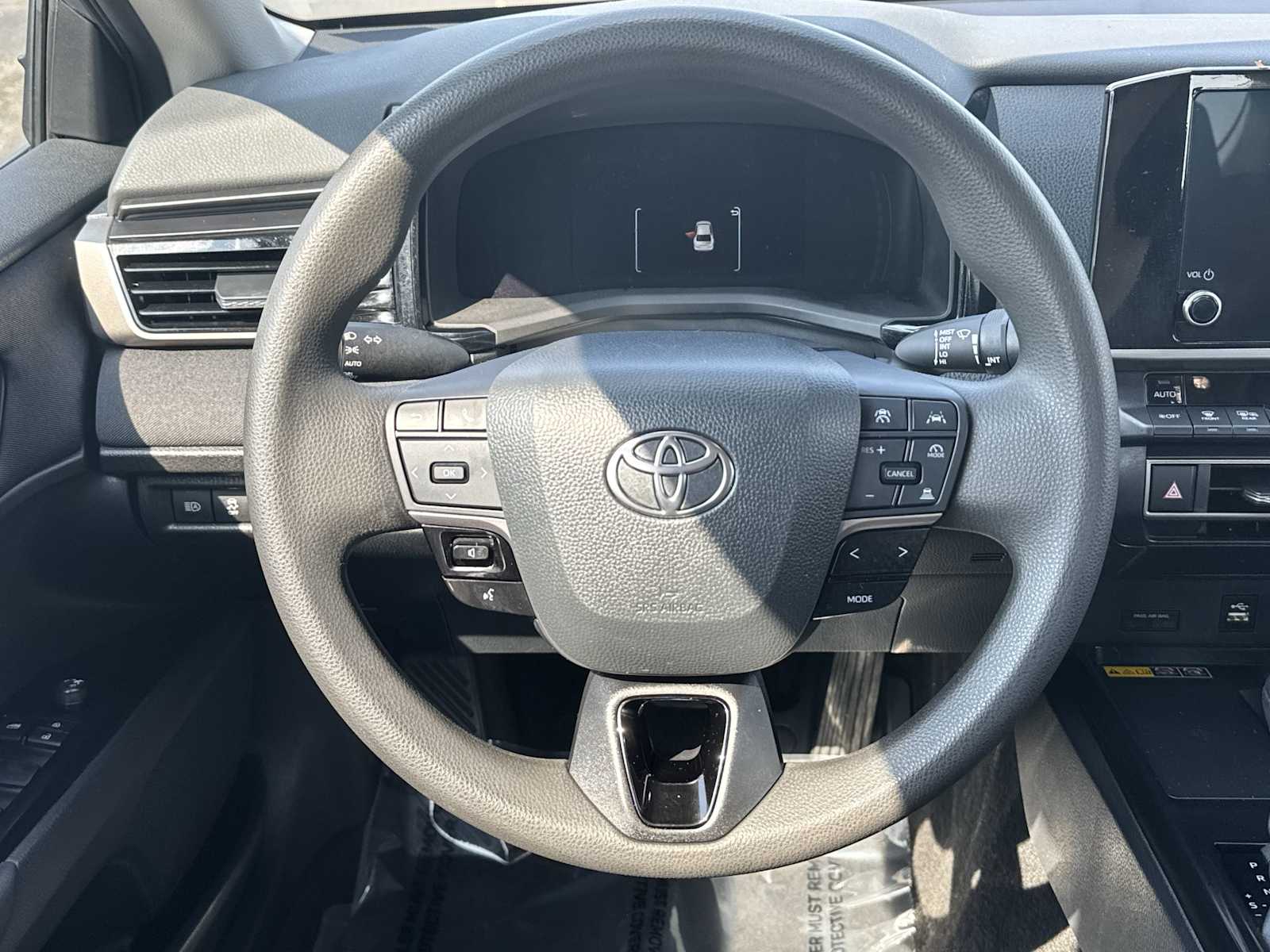 Thumbnail: 2025 Toyota Camry - 11