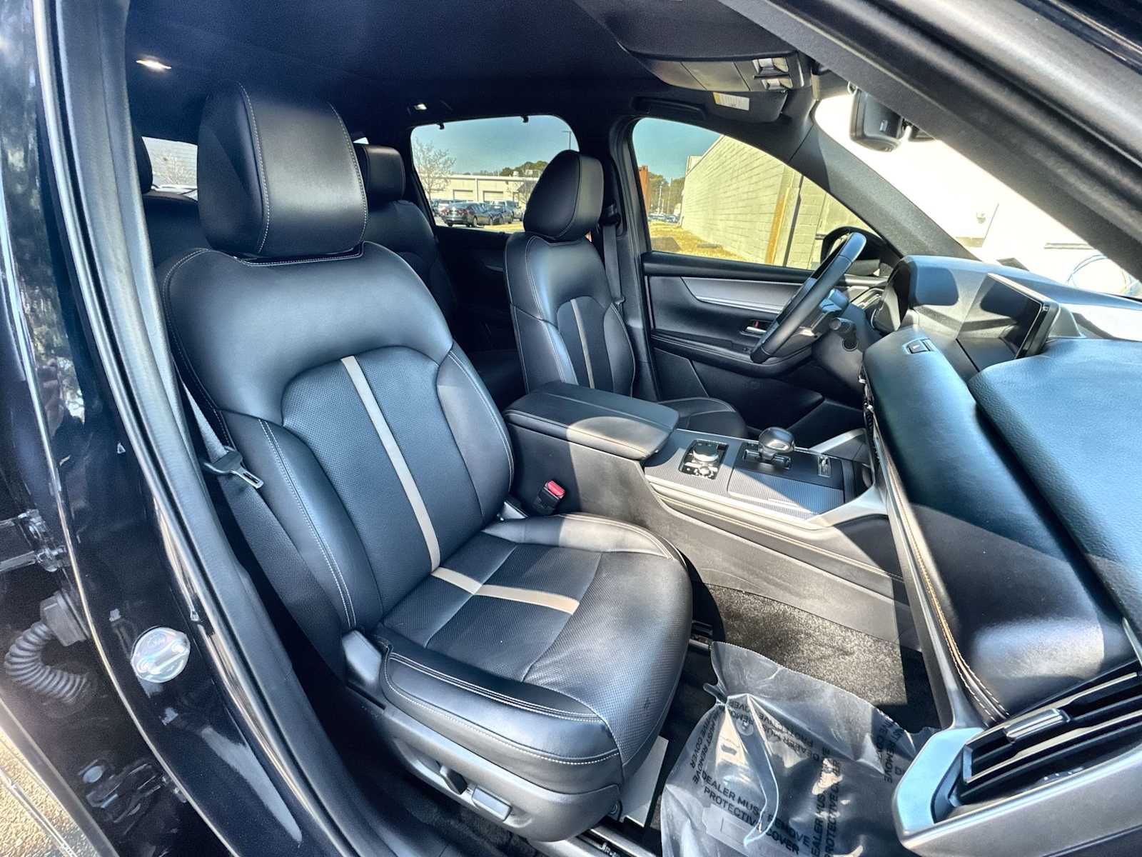 Thumbnail: 2024 Mazda CX-90 - 27