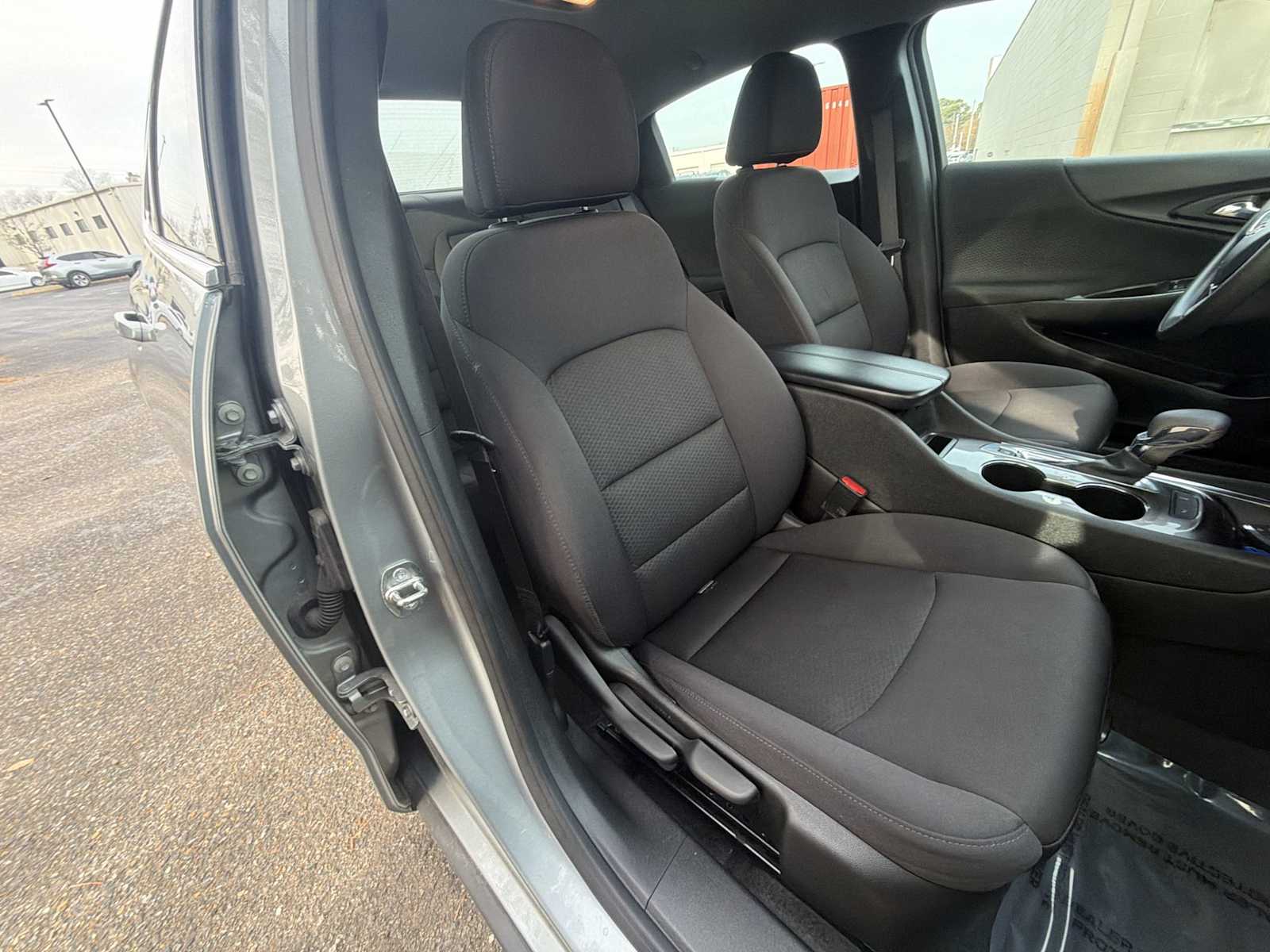 Thumbnail: 2024 Chevrolet Malibu - 25