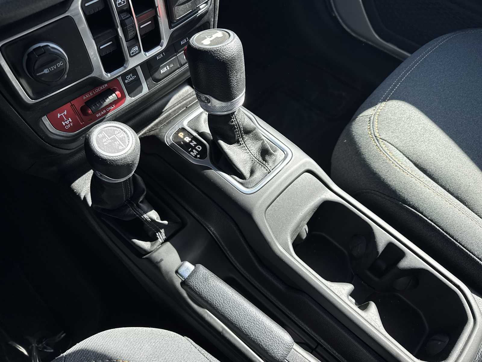 Thumbnail: 2024 Jeep Wrangler - 20