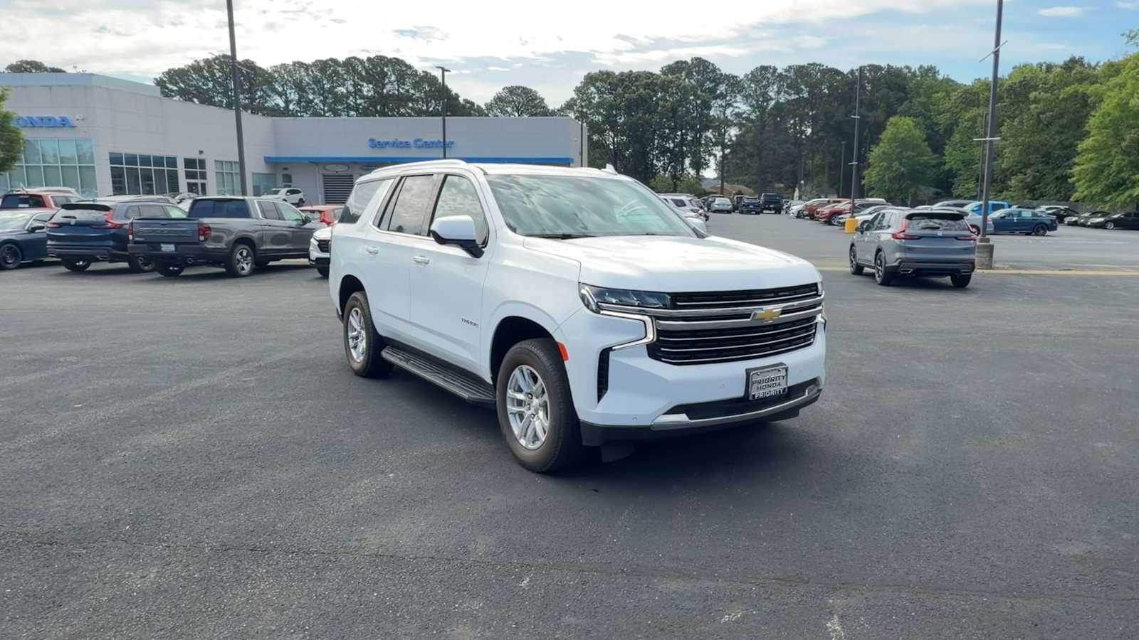 Thumbnail: 2023 Chevrolet Tahoe - 2