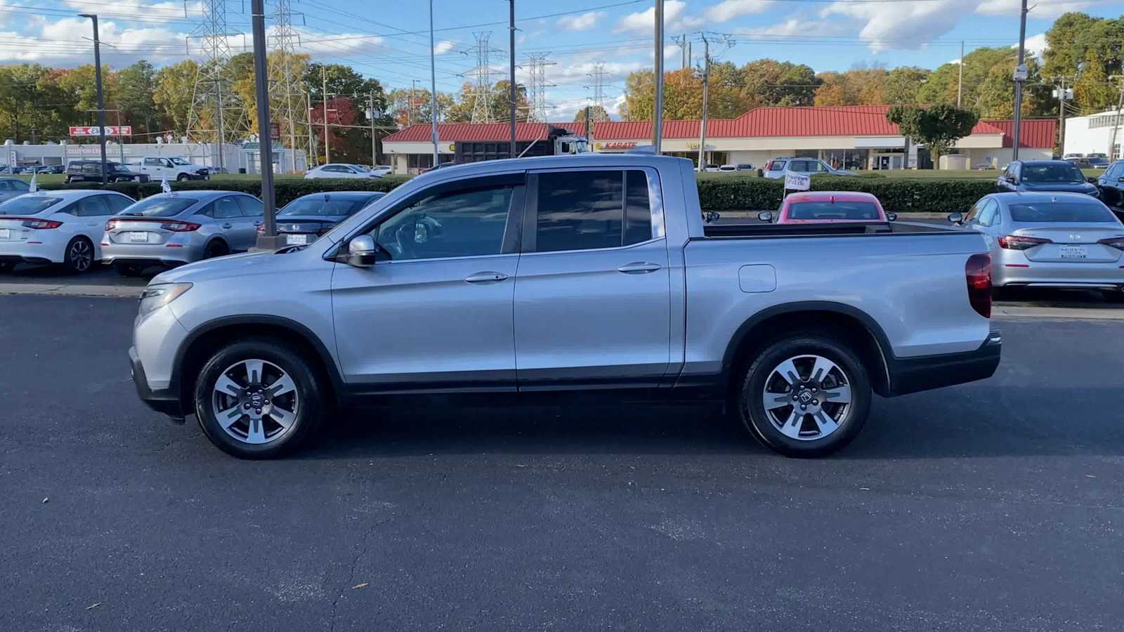 Thumbnail: 2017 Honda Ridgeline - 6