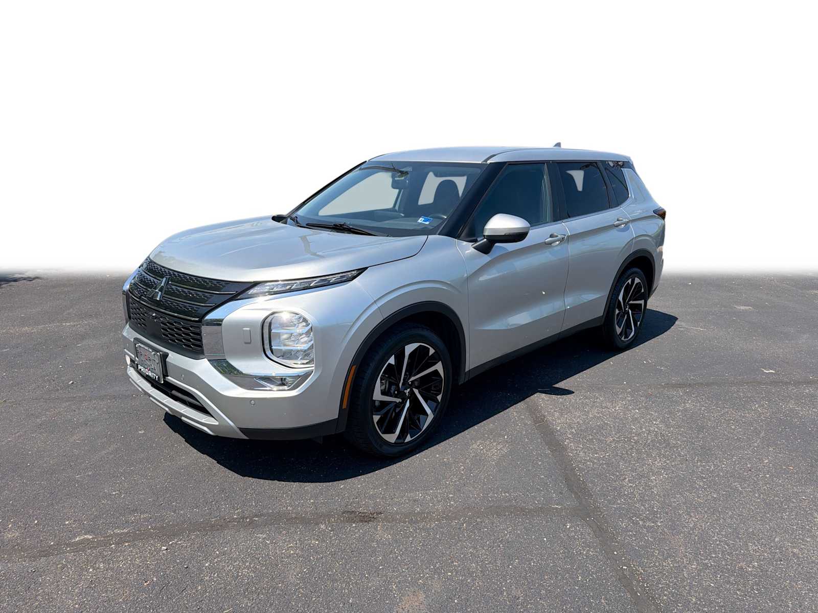 Thumbnail: 2024 Mitsubishi Outlander - 1