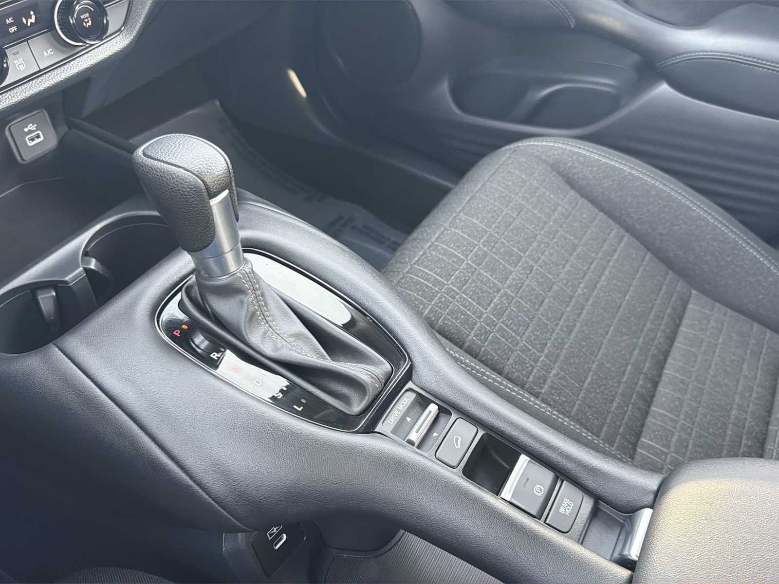 Thumbnail: 2025 Honda HR-V - 22