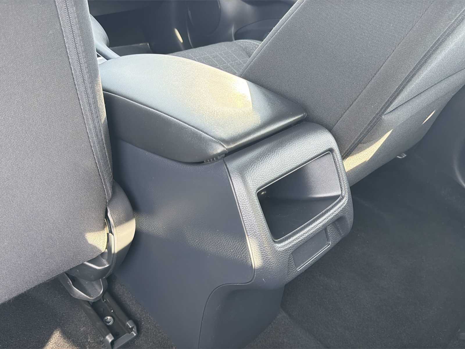 Thumbnail: 2025 Honda HR-V - 23