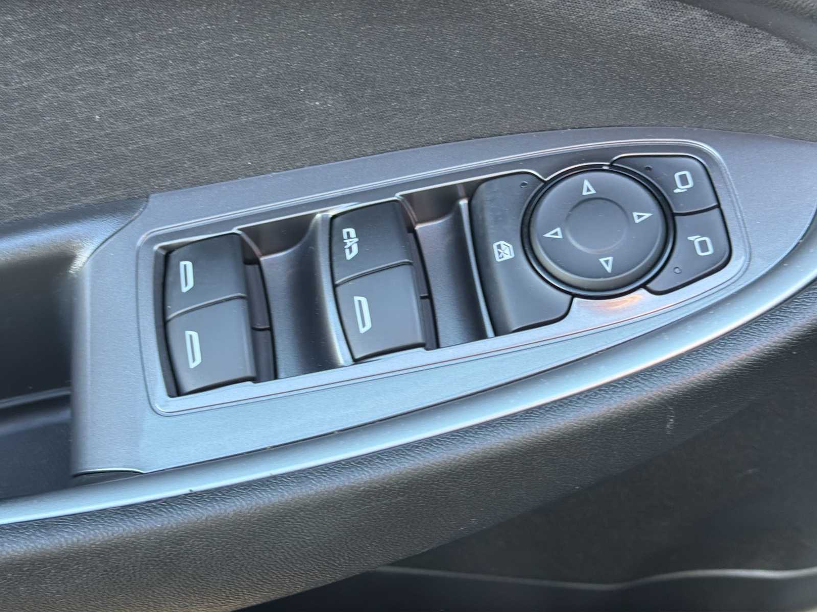 Thumbnail: 2025 Chevrolet Malibu - 15