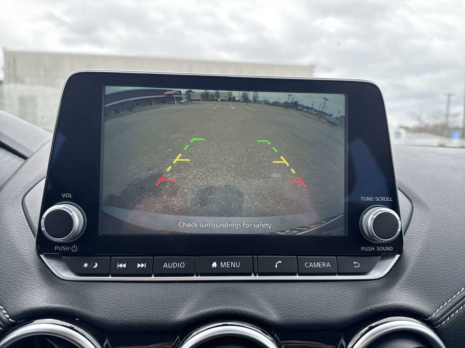 Thumbnail: 2023 Nissan Sentra - 22