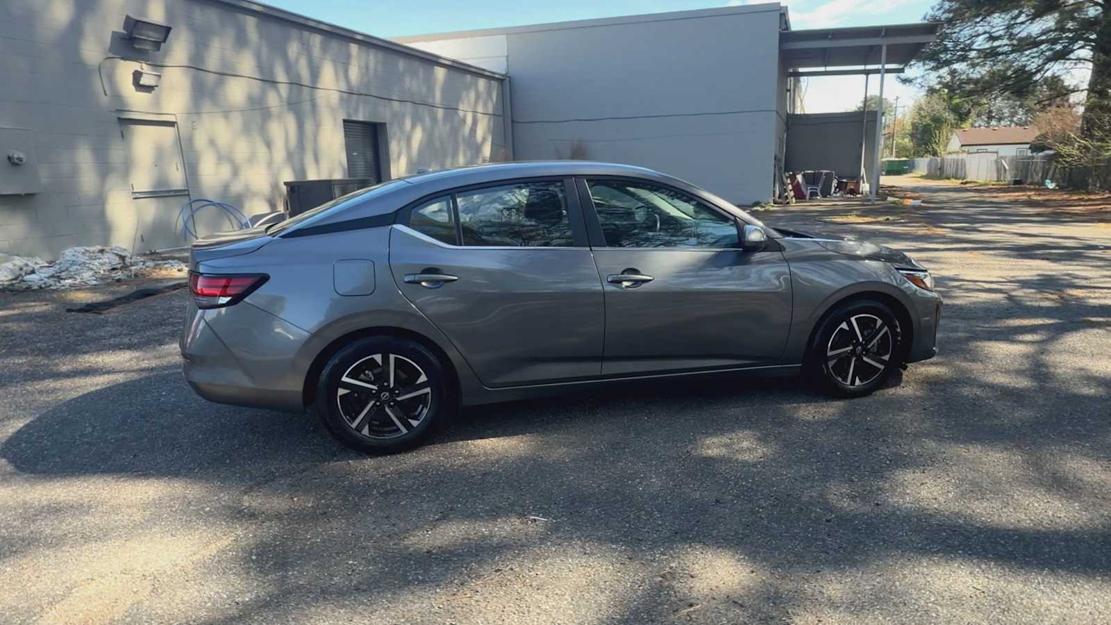 Thumbnail: 2024 Nissan Sentra - 9