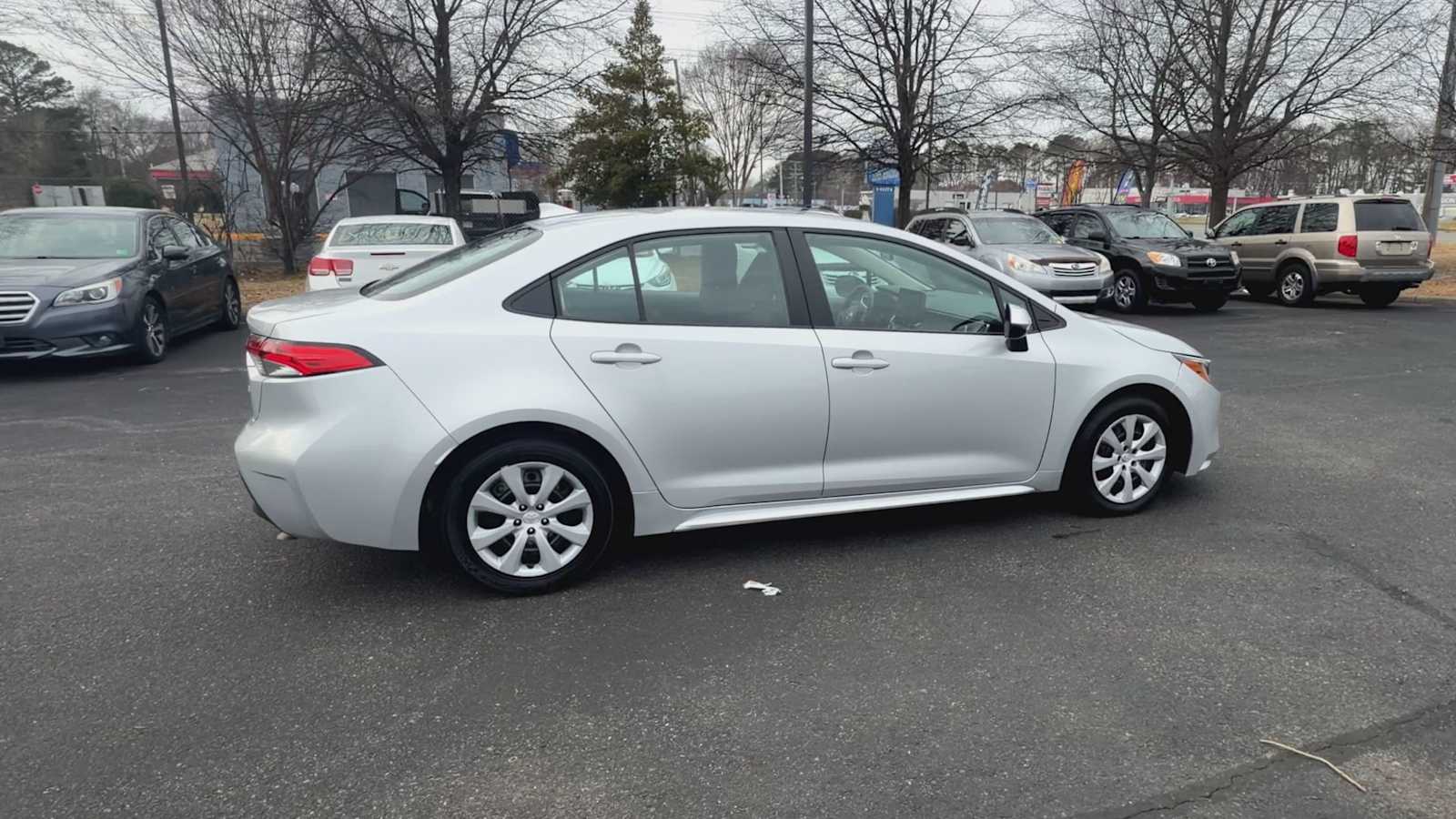 Thumbnail: 2023 Toyota Corolla - 9