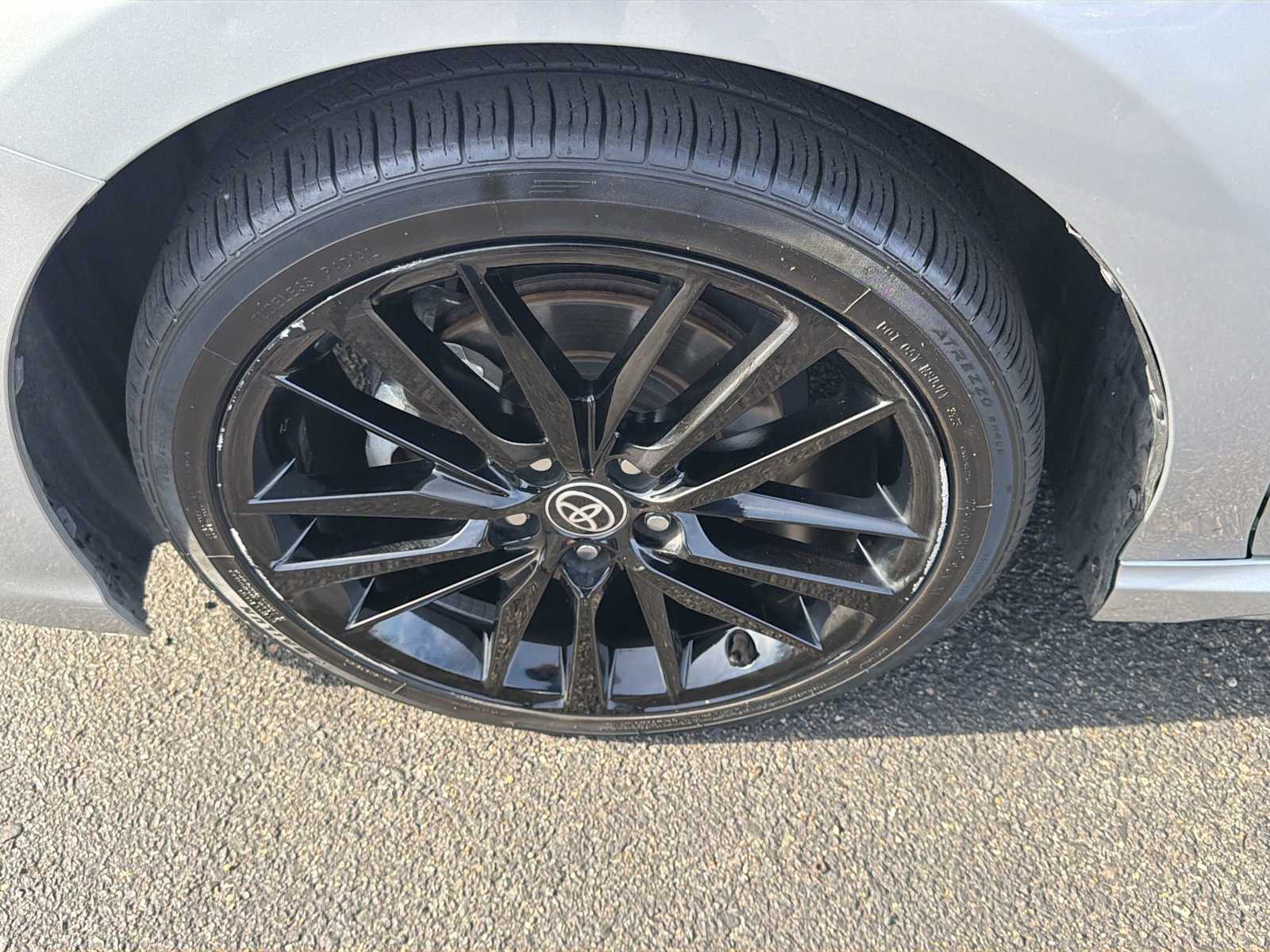 Thumbnail: 2023 Toyota Camry - 18