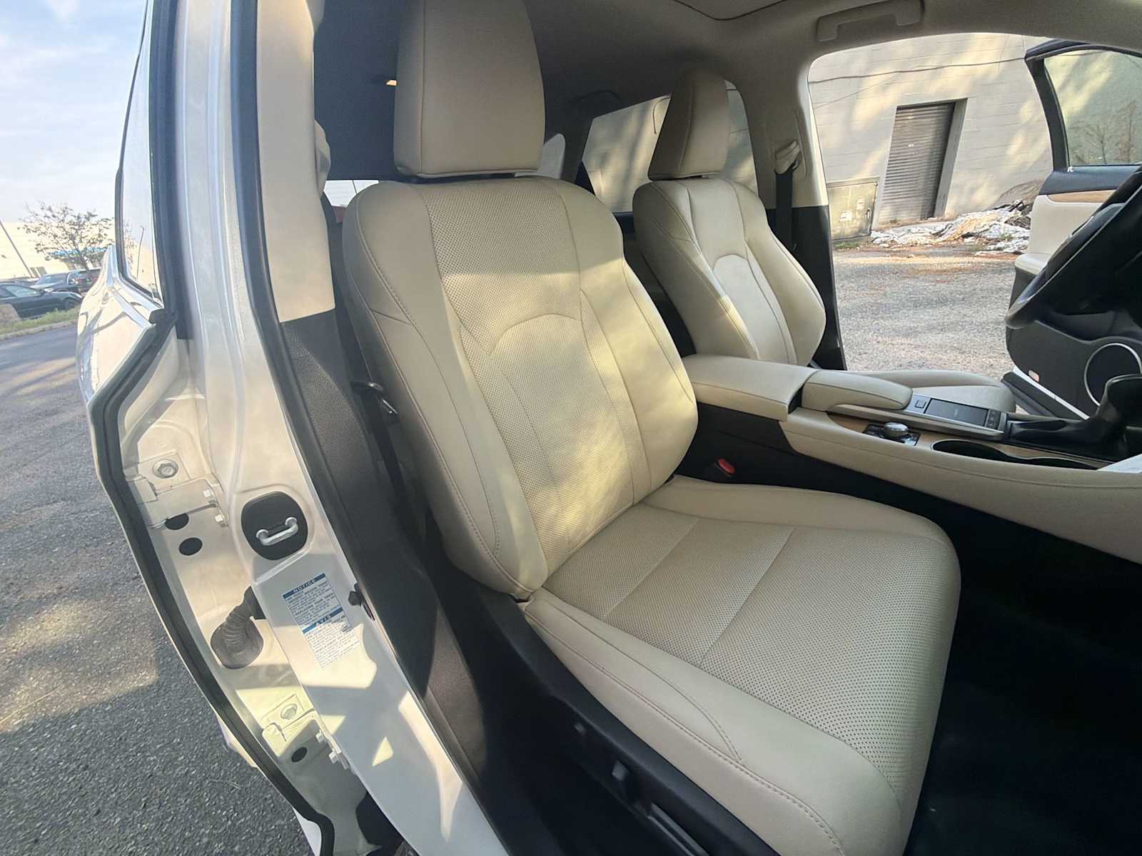 Thumbnail: 2021 Lexus RX - 28