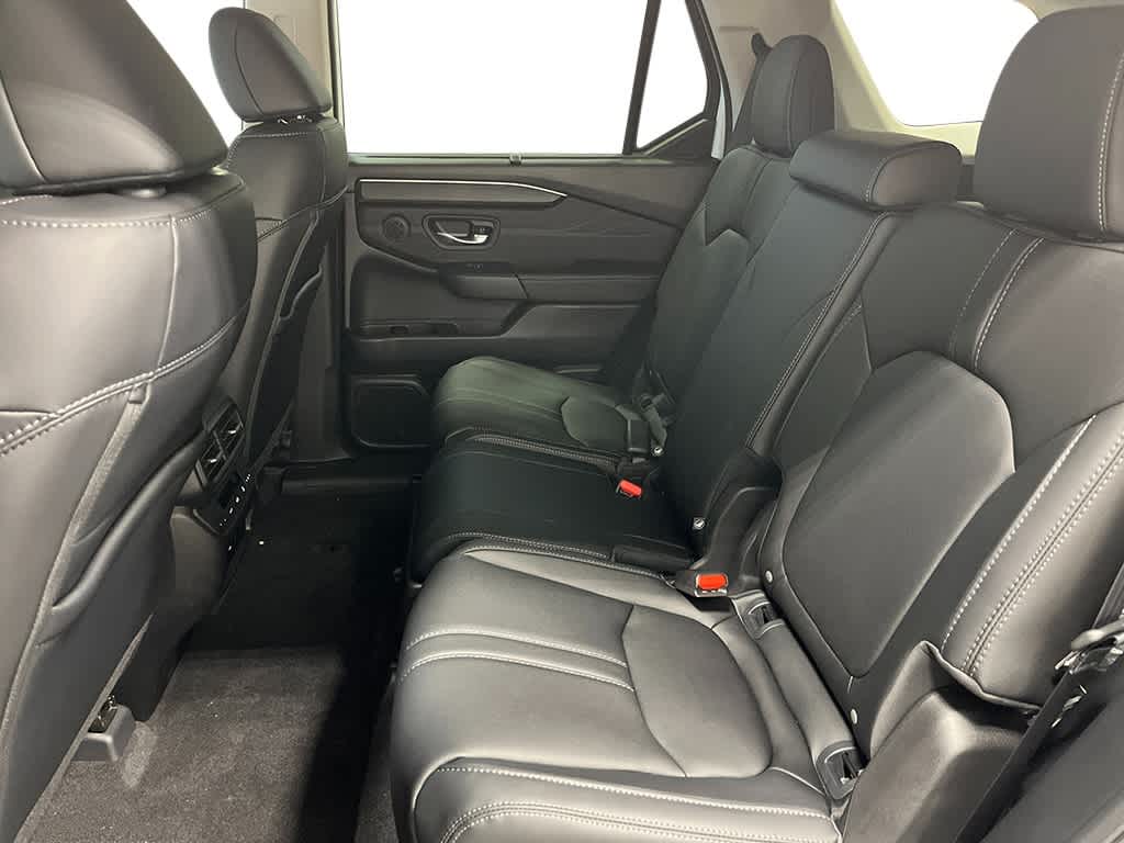 Thumbnail: 2026 Honda Pilot - 23