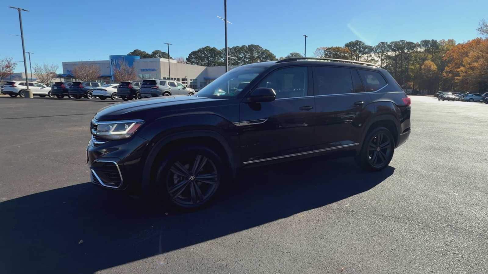 Thumbnail: 2021 Volkswagen Atlas - 4