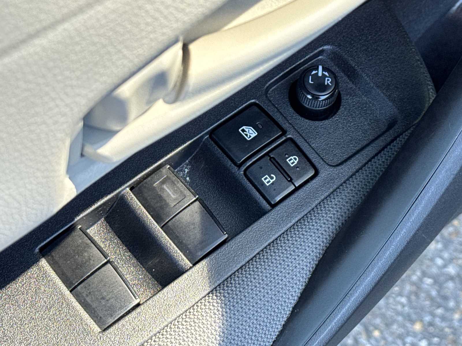 Thumbnail: 2023 Toyota Corolla - 15