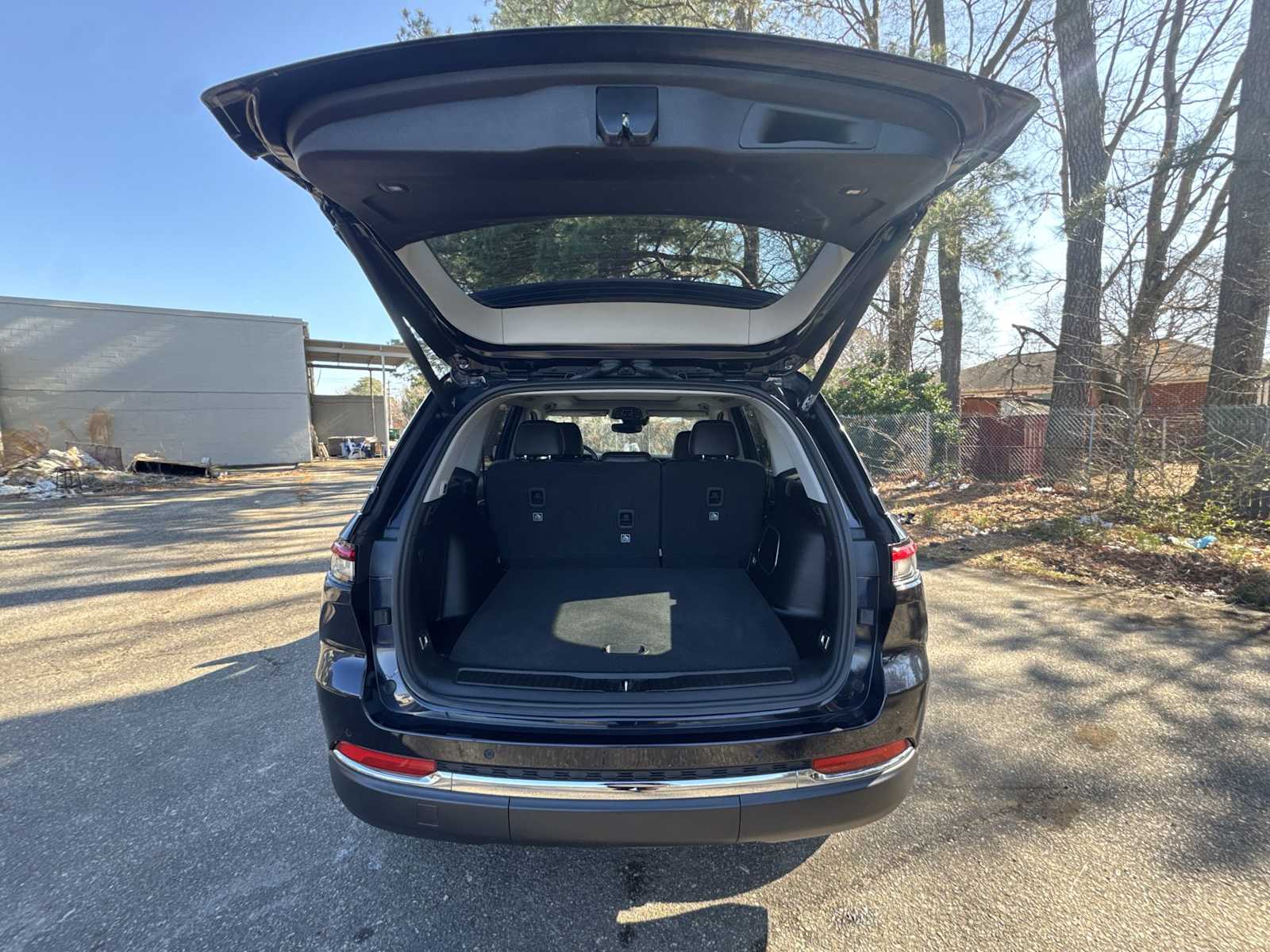 Thumbnail: 2024 Jeep Grand Cherokee - 21