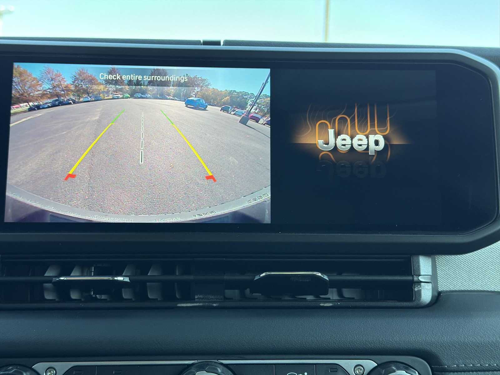 Thumbnail: 2024 Jeep Wrangler - 23