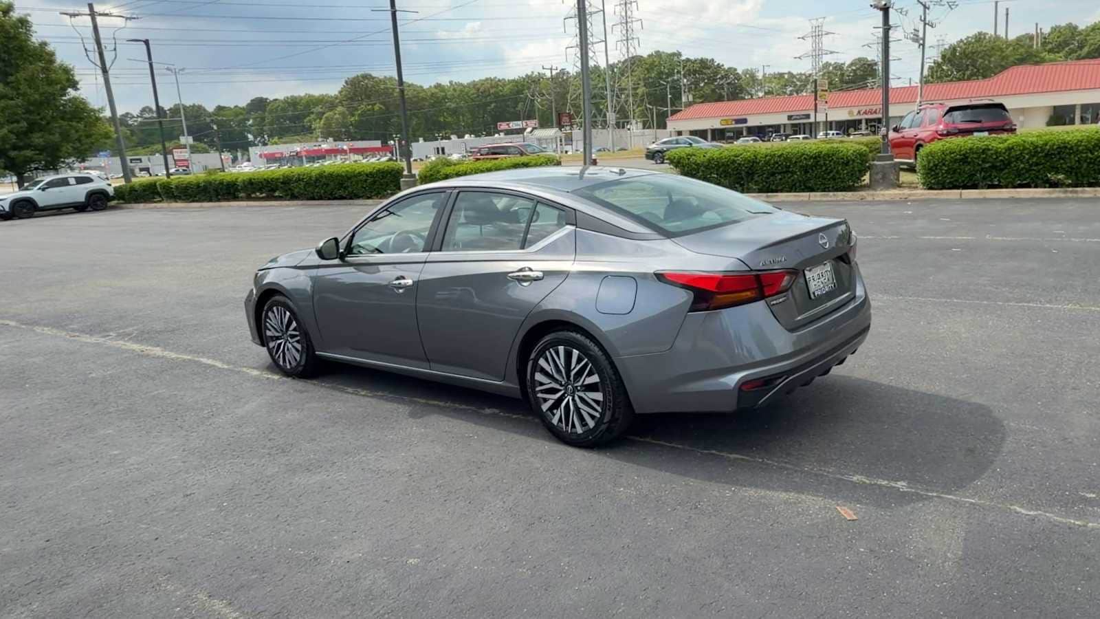 Thumbnail: 2024 Nissan Altima - 6