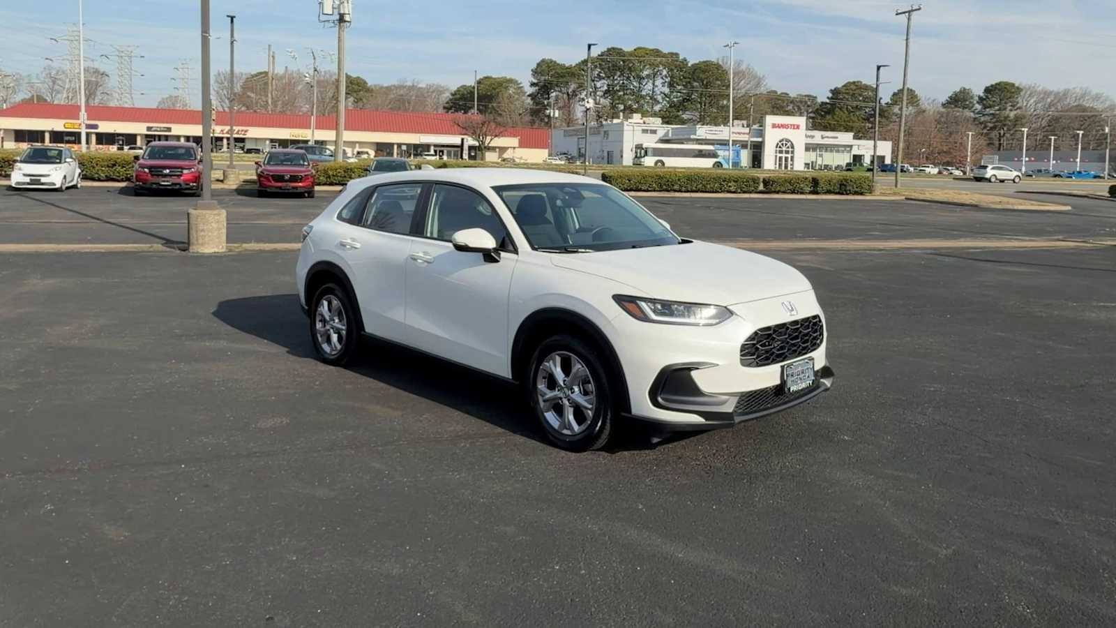 Thumbnail: 2025 Honda HR-V - 2