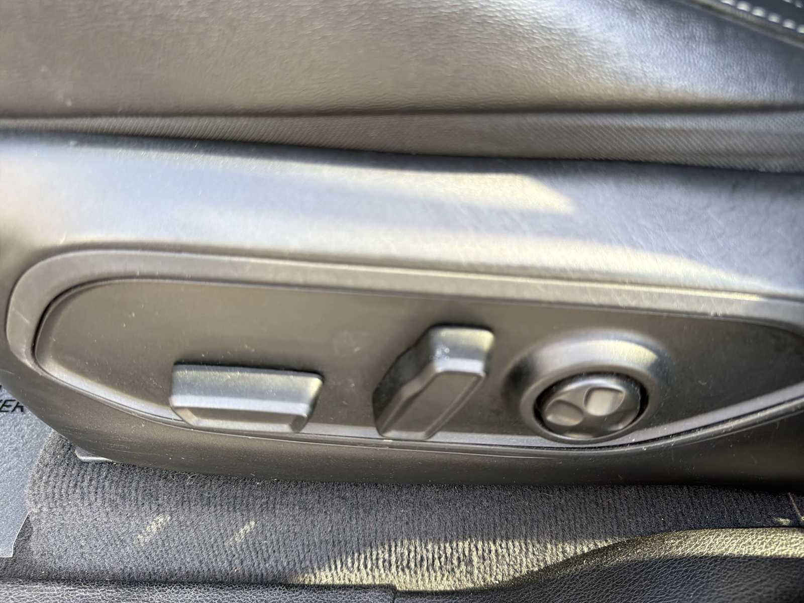 Thumbnail: 2024 Jeep Grand Cherokee - 14