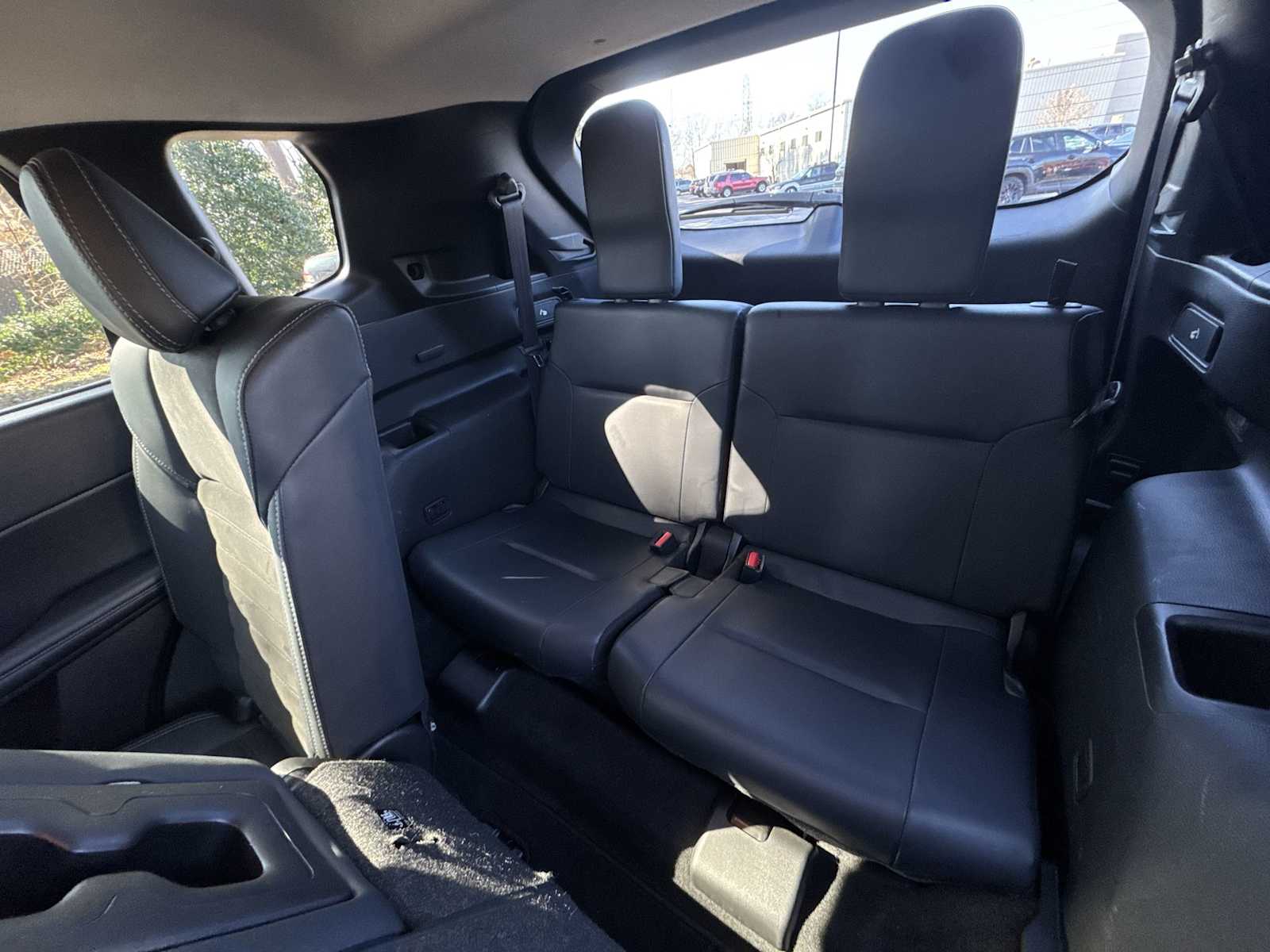 Thumbnail: 2024 Mitsubishi Outlander - 25