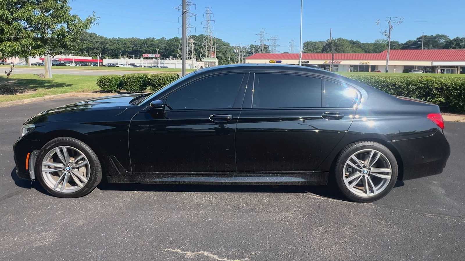 Thumbnail: 2018 BMW 7 Series - 5