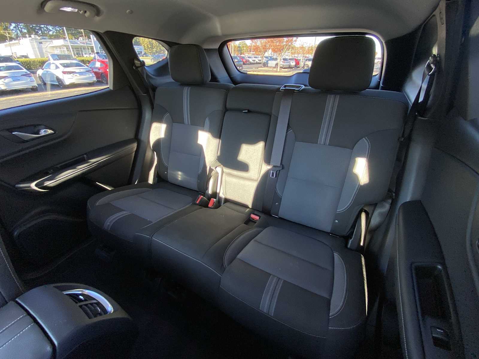 Thumbnail: 2023 Chevrolet Blazer - 23