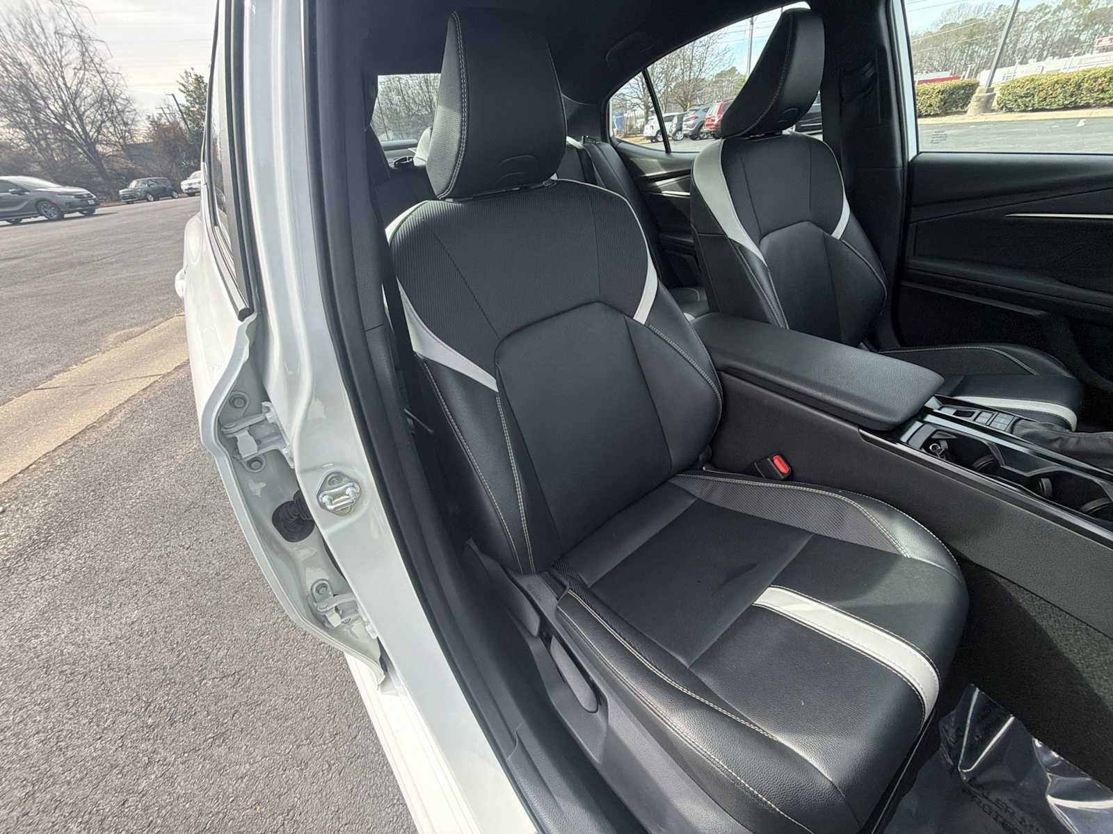 Thumbnail: 2025 Toyota Camry - 25