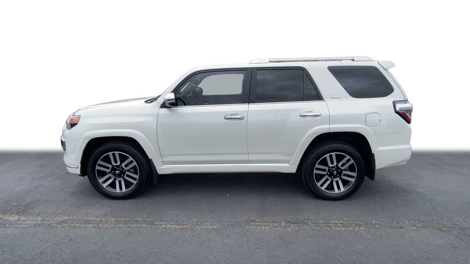 2023 Toyota 4Runner Limited 5