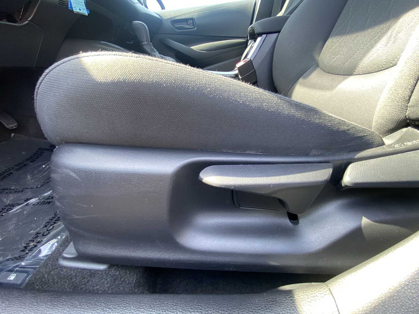 2022 Toyota Corolla LE 14