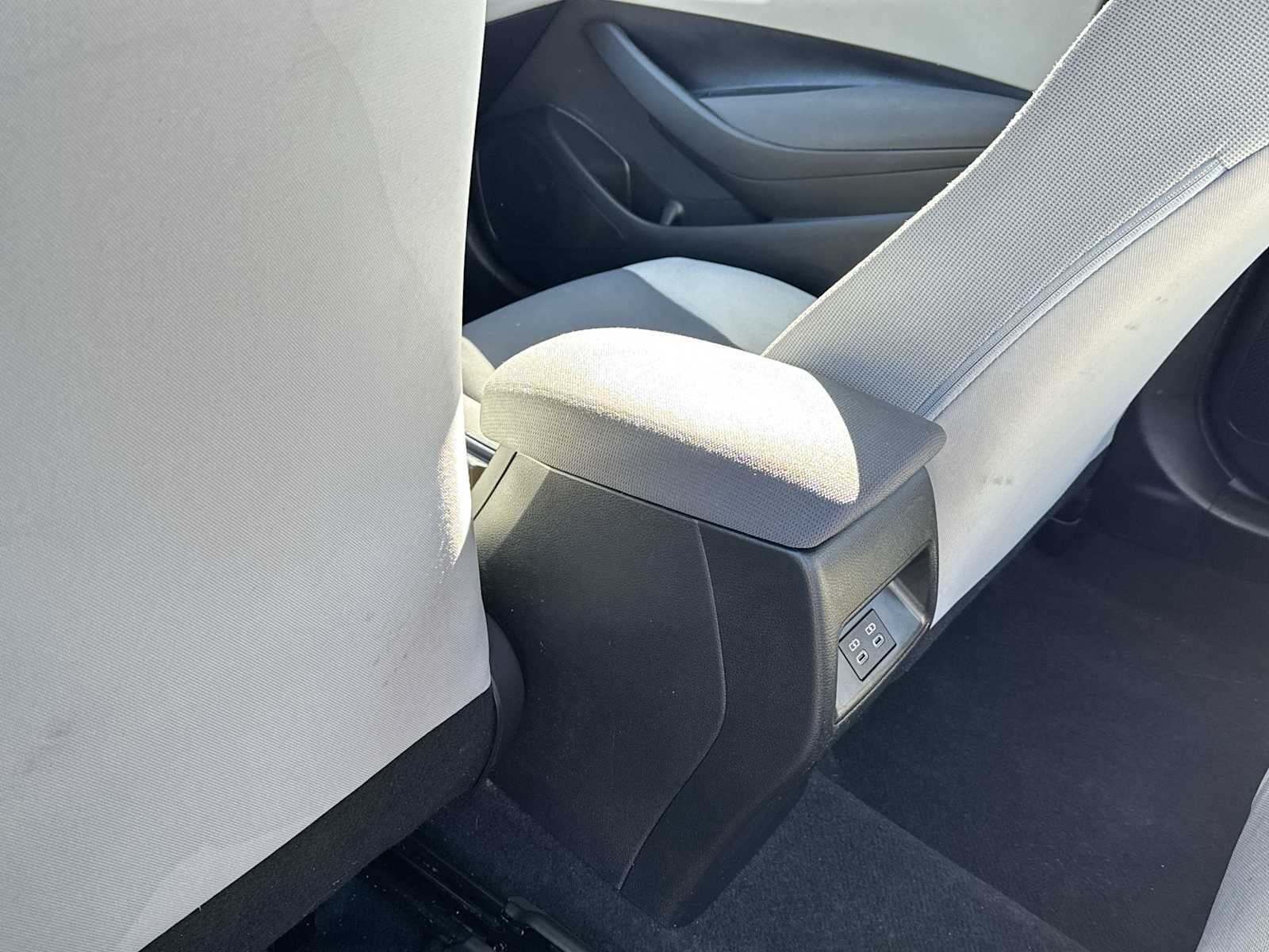 Thumbnail: 2023 Toyota Corolla - 21