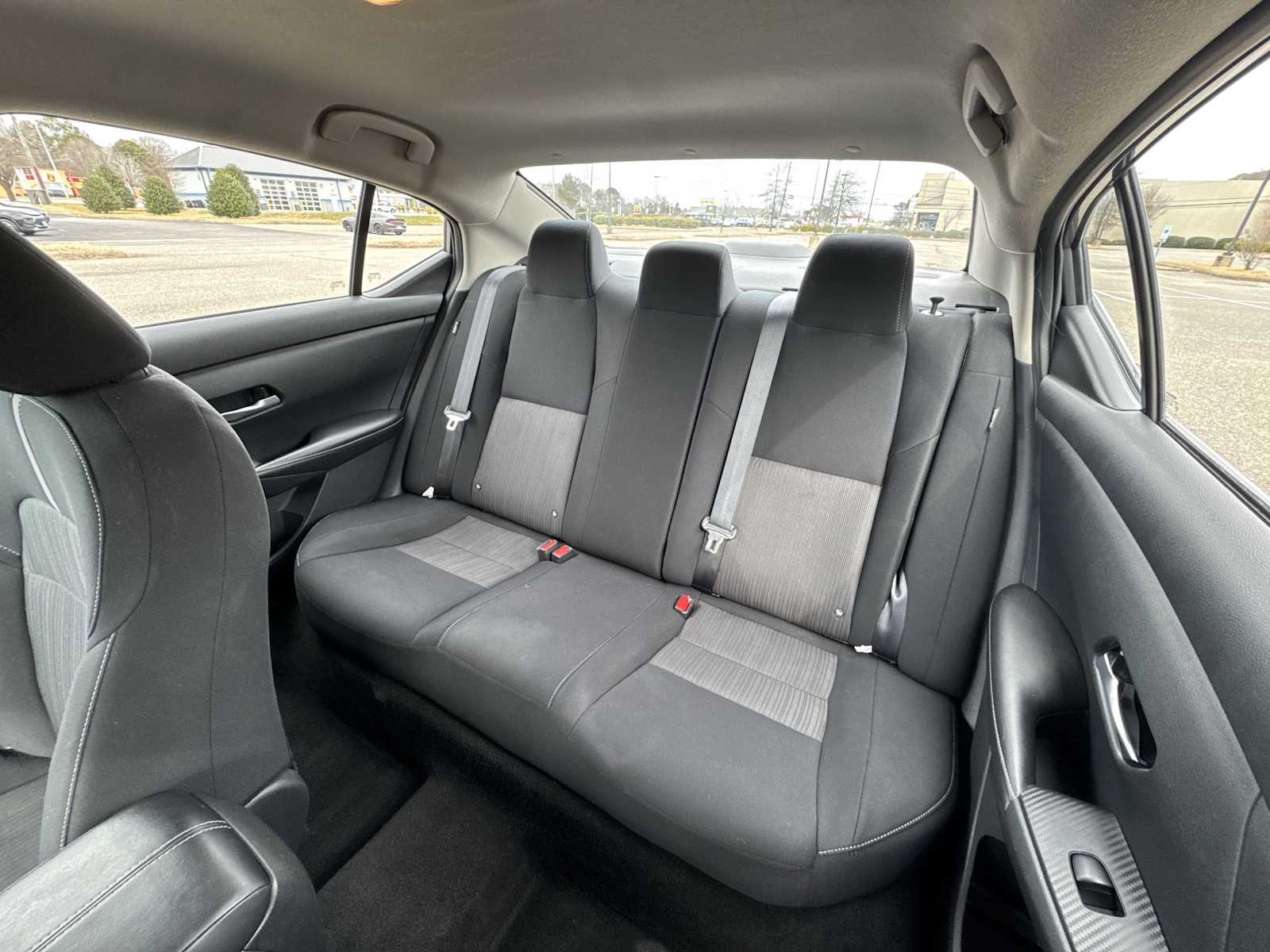 Thumbnail: 2023 Nissan Sentra - 23