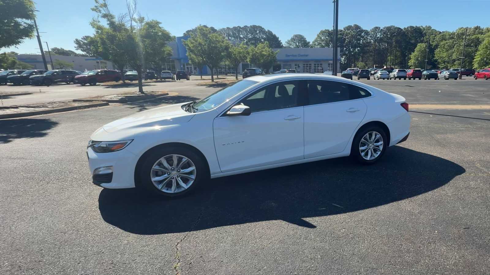 Thumbnail: 2024 Chevrolet Malibu - 4