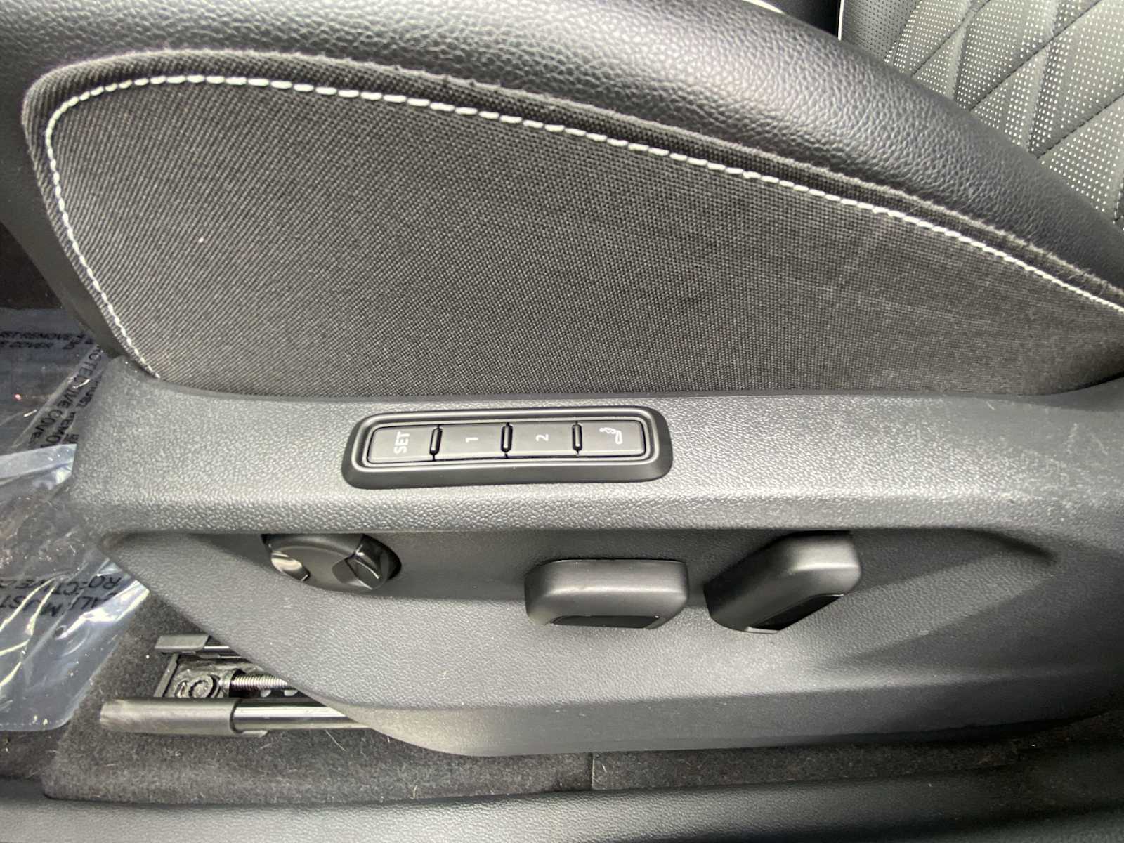 Thumbnail: 2025 Volkswagen Atlas - 14