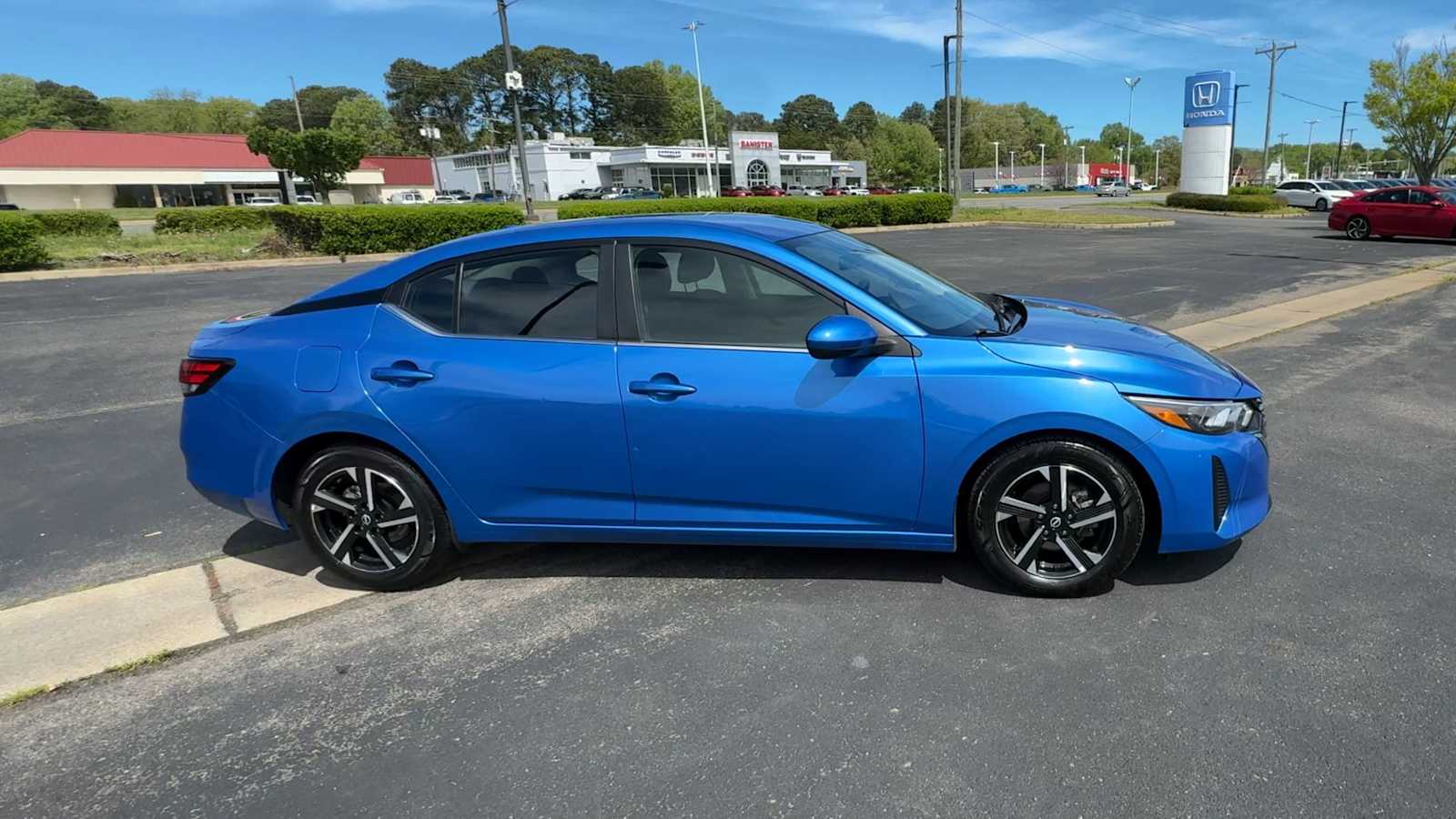 Thumbnail: 2024 Nissan Sentra - 9