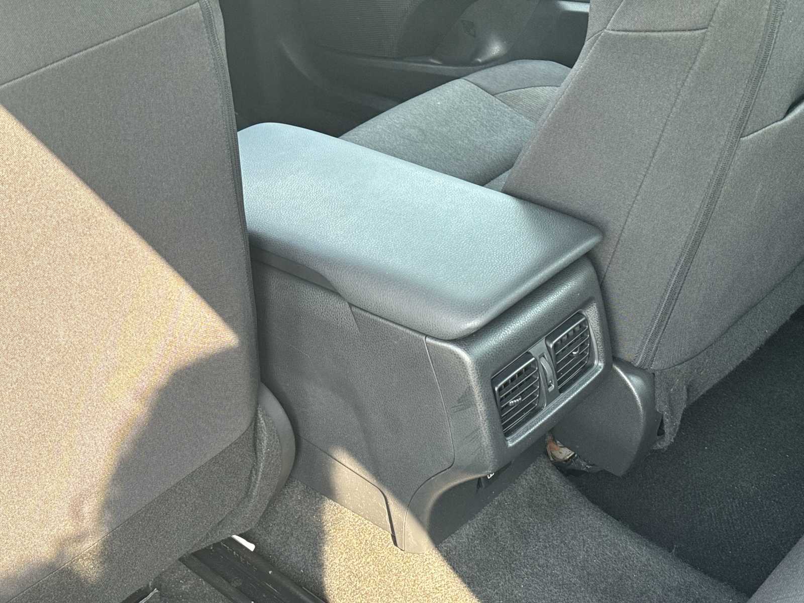 Thumbnail: 2025 Toyota Camry - 21