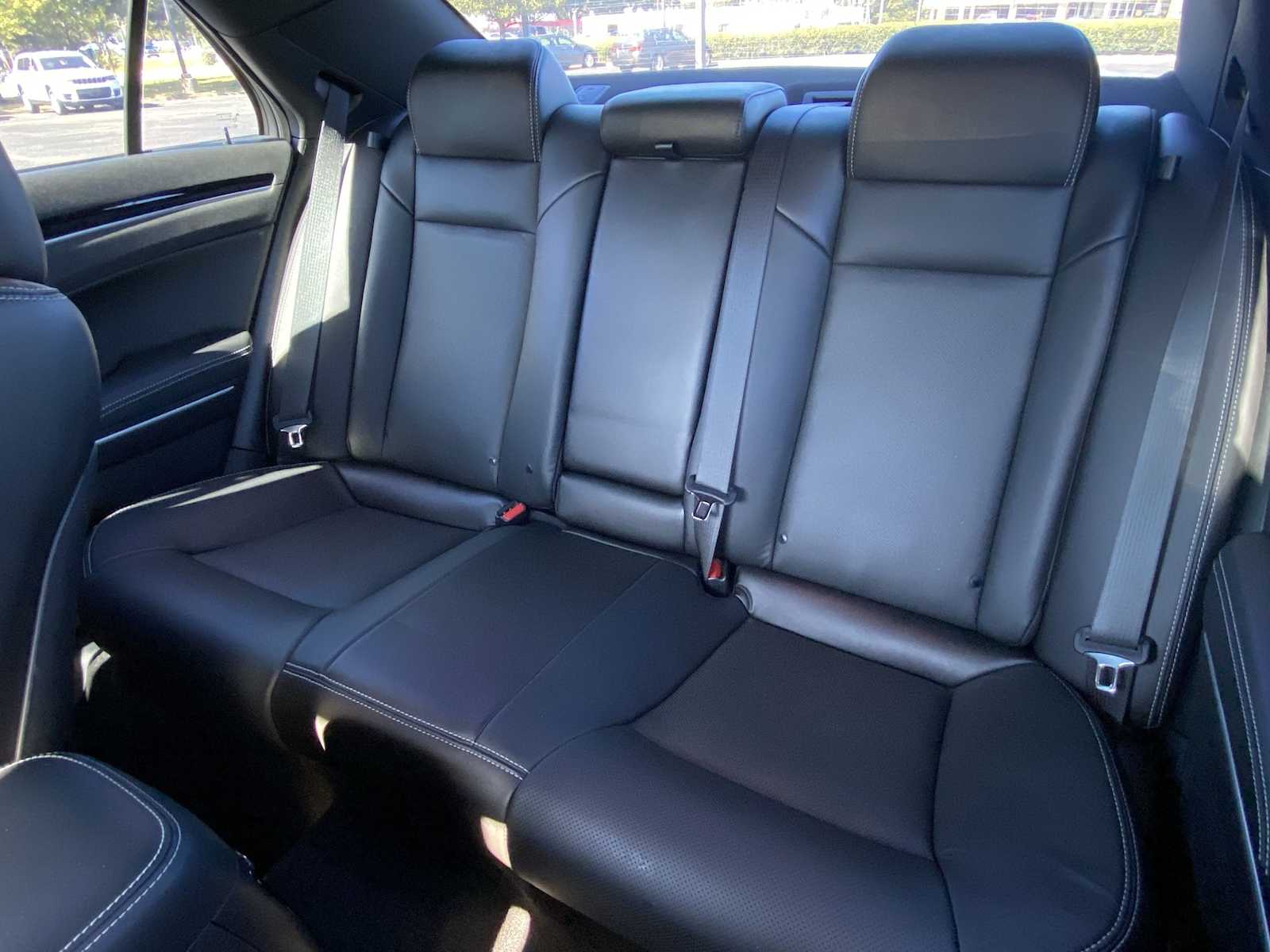 Thumbnail: 2023 Chrysler 300 - 24