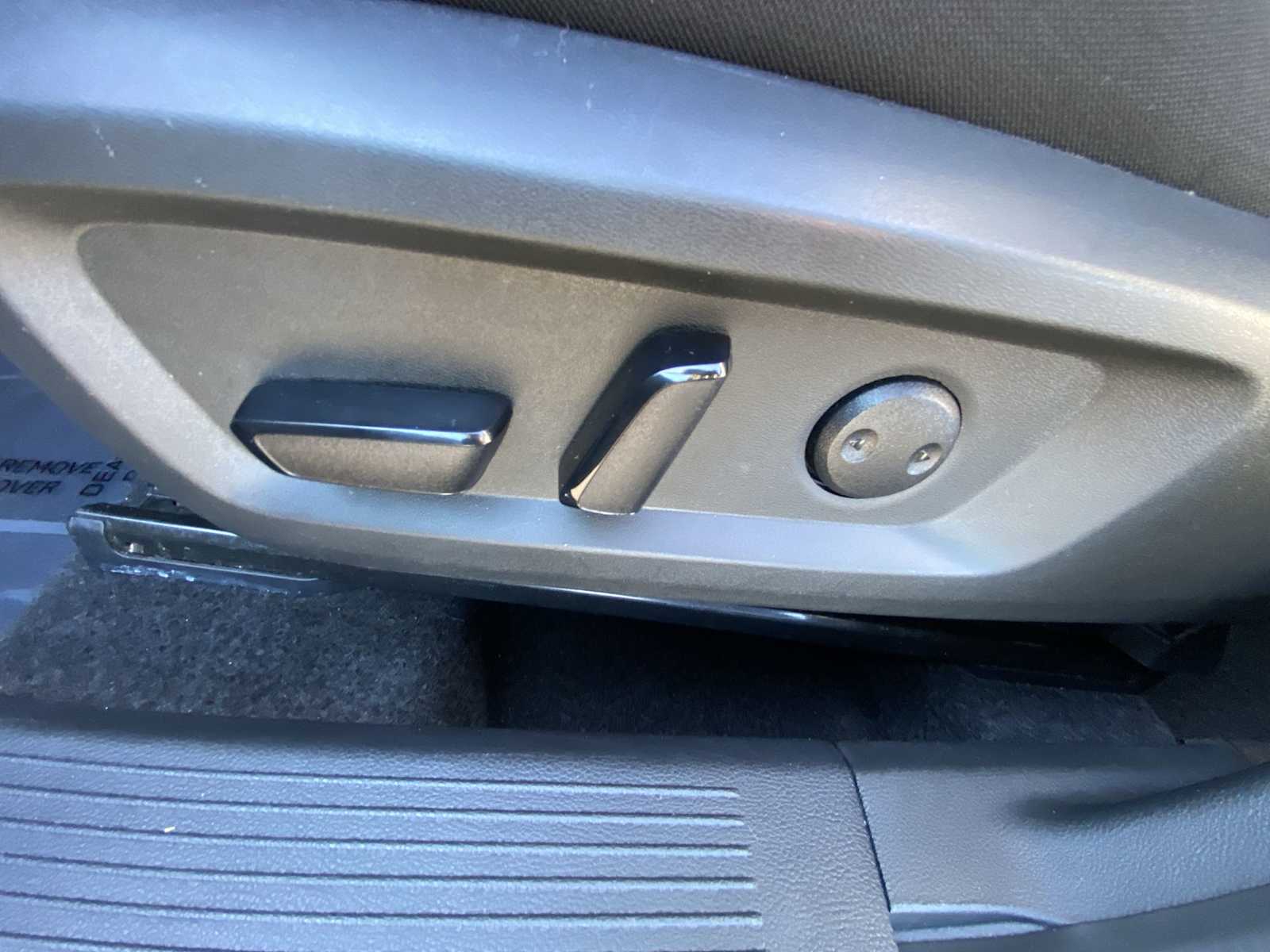 Thumbnail: 2025 Nissan Rogue - 14