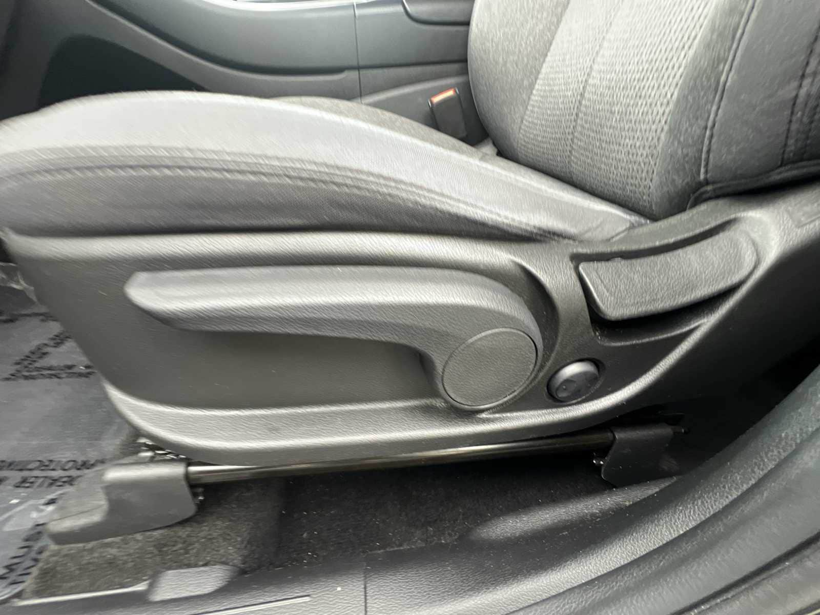 Thumbnail: 2023 Hyundai Santa Fe - 14